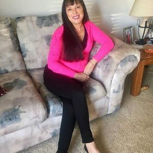 Meet your Posher, Debbie