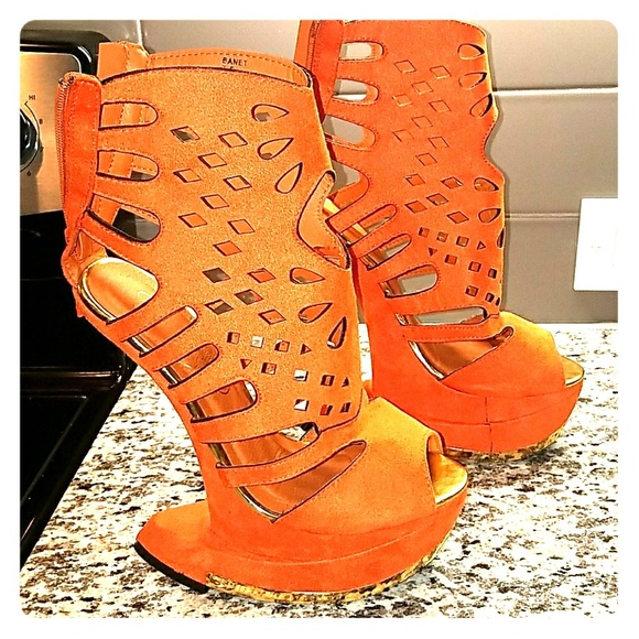 Privileged orange high heels - Picture 1 of 5