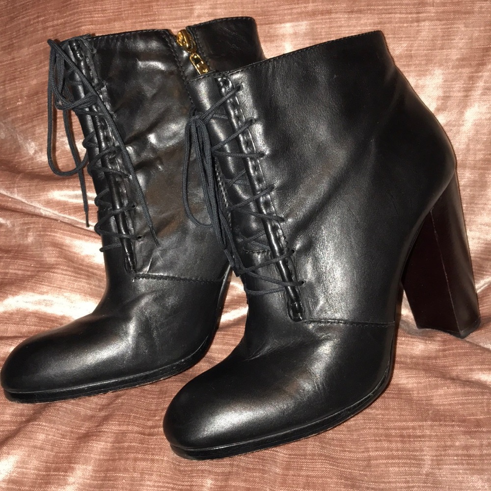Elizabeth & James booties
