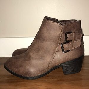 Ankle boots