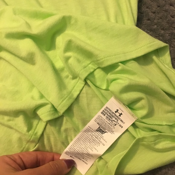 NWT Under armour tank - Picture 3 of 5
