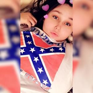 Meet your Posher, Caitlyn