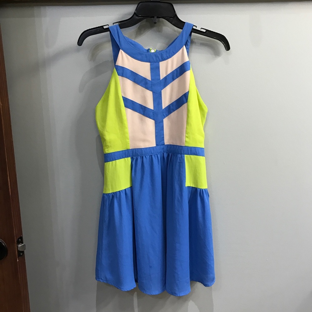 Deja Vu Dress Size Small