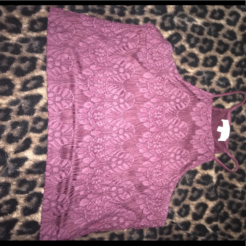 KENDAL AND KYLIE Lace embroidered halter top