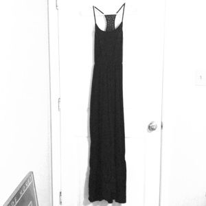 Black maxi dress. Comfy and stretchy