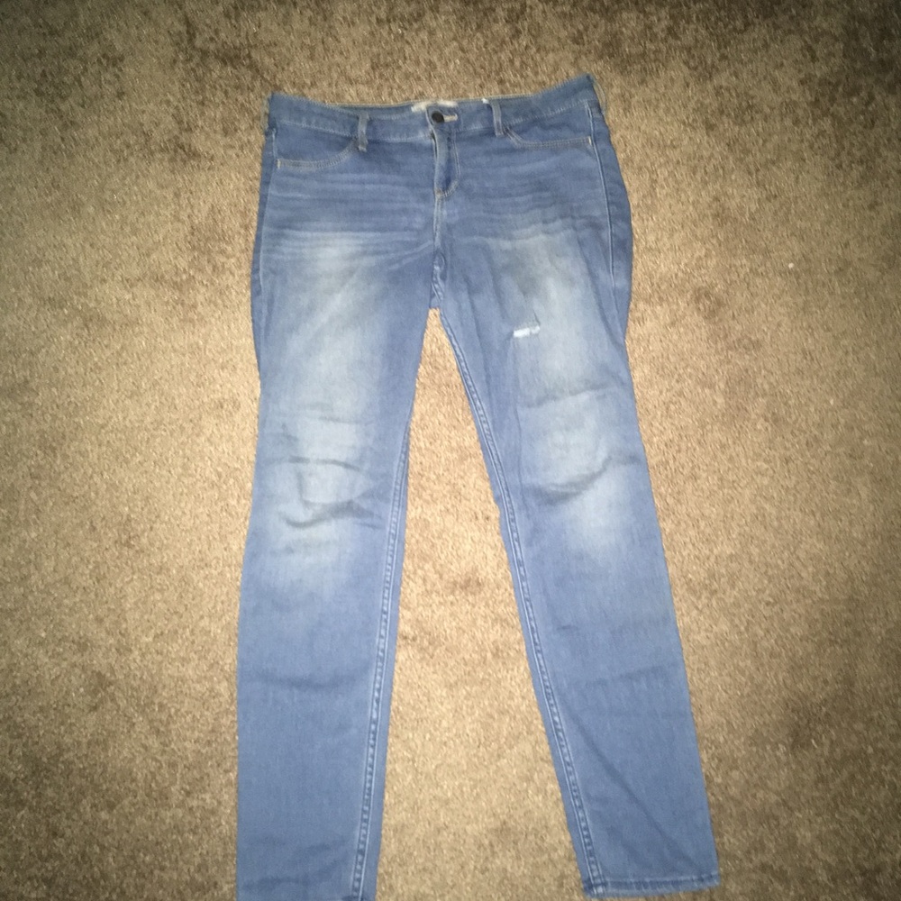 Hollister skinny jeans