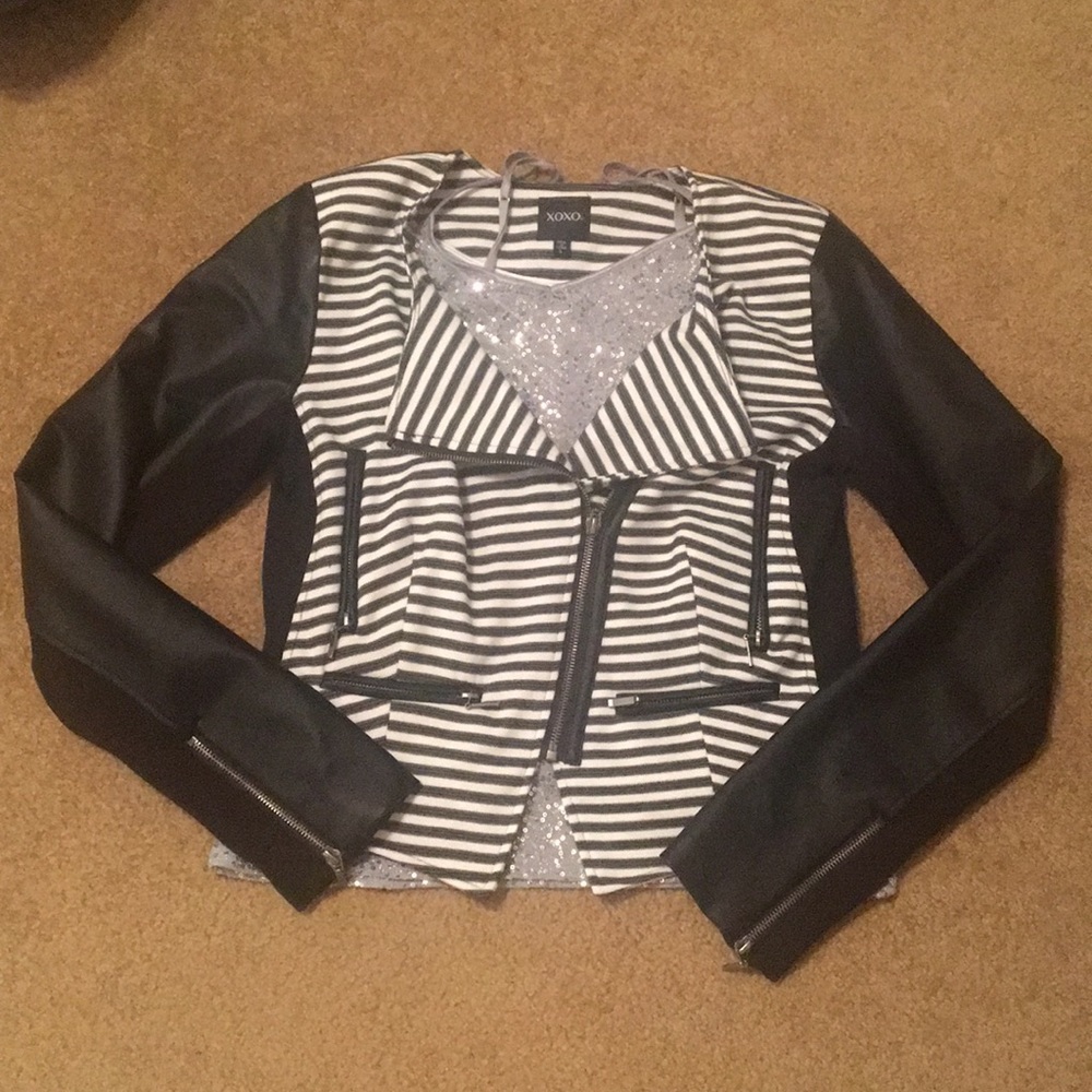 XOXO pleather white/black striped jacket