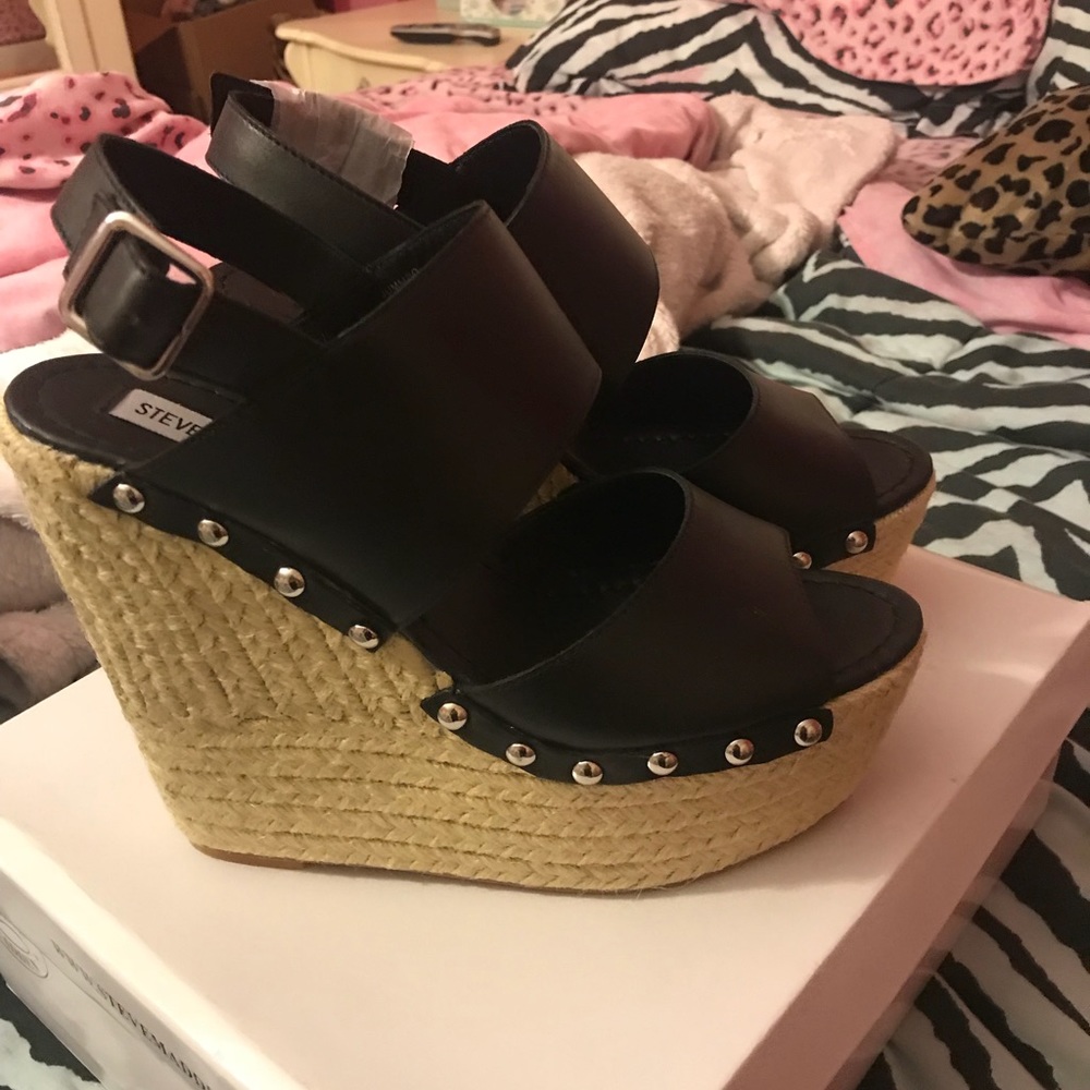 BNIB Steve Madden wedges