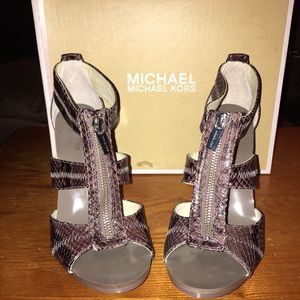 Michael Kors Berkeley T Strap Heels