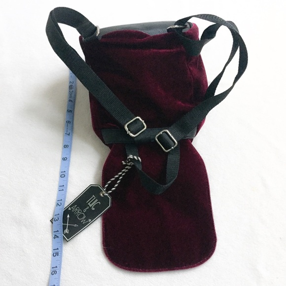 Best in Gifts HP ❤️Twig & Arrow Velvet Backpack - Picture 3 of 8