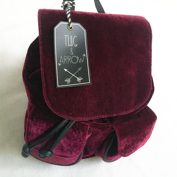 Best in Gifts HP ❤️Twig & Arrow Velvet Backpack - Picture 8 of 8
