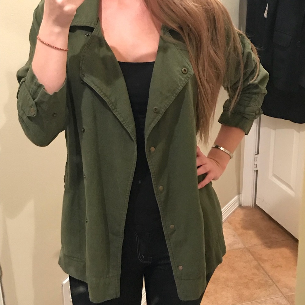 Love Tree linen blend olive green jacket