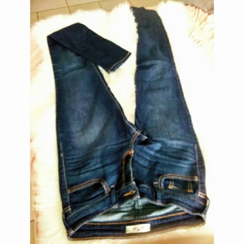 Hollister jeans
