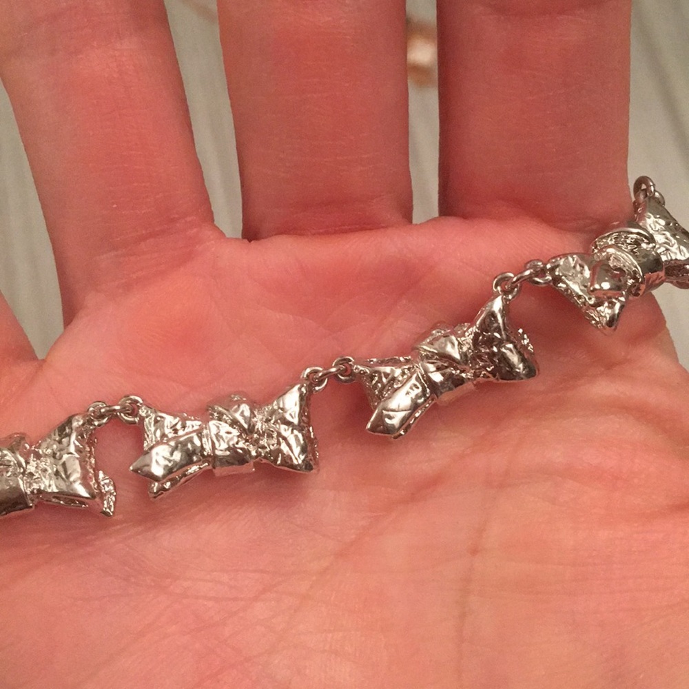 Necklace - Picture 3 of 4