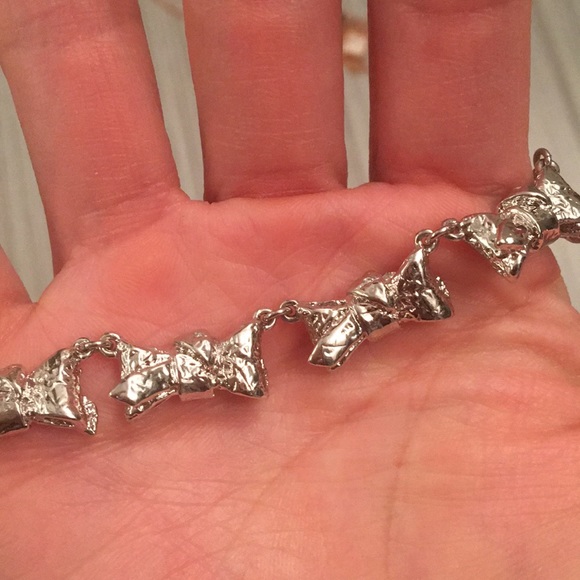 Necklace - Picture 3 of 4