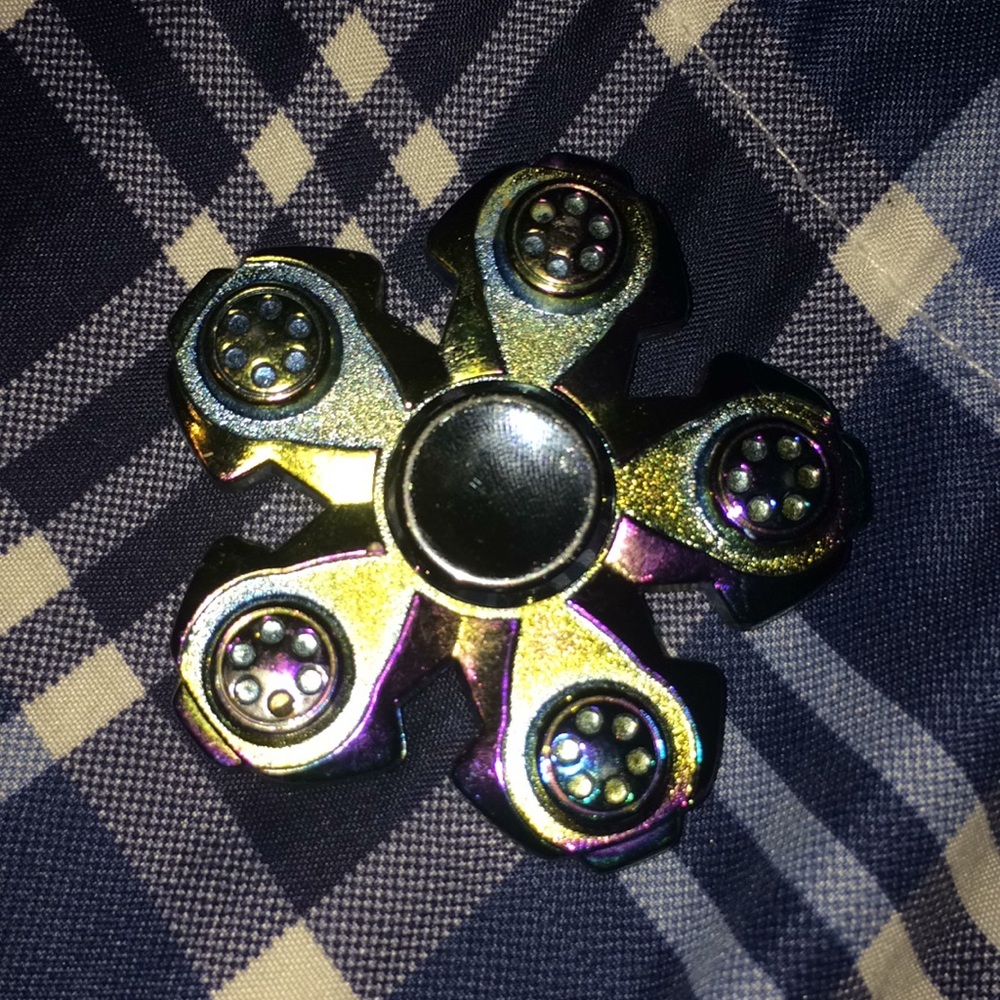 Fidget spinner