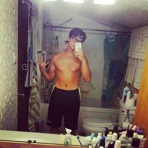 Meet your Posher, Derek