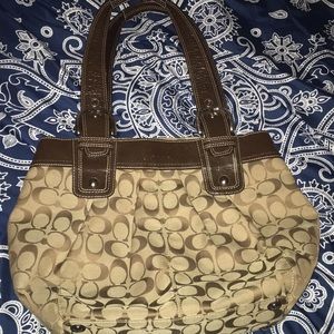 Coach shoulder bag