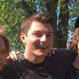 Meet your Posher, Edan