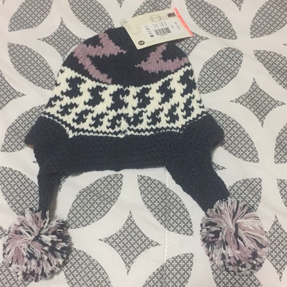 Roxy hat - Picture 3 of 3