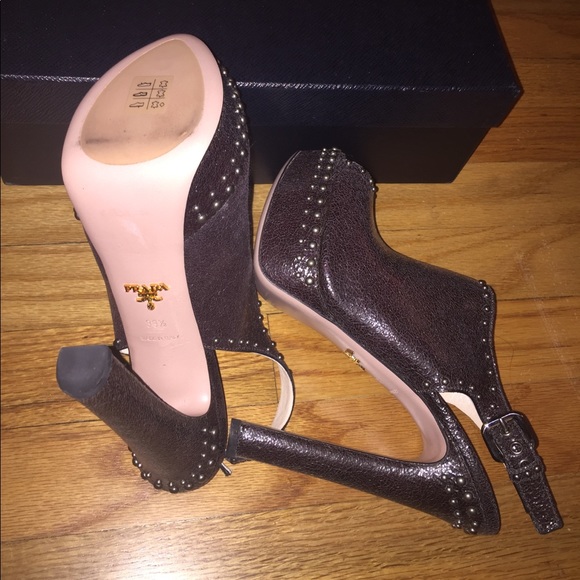Prada Leather Double-Buckle Fisherman Sandals | Neiman Marcus PRADA crackle roxy peep toe gladiator platforms Rare! 39 1/2 NIB