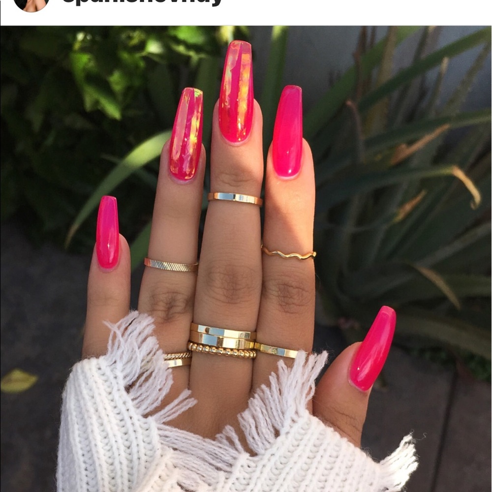 Meet your Posher, Hannah