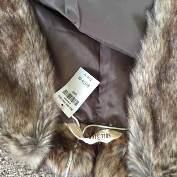 Fur coat - Picture 2 of 2