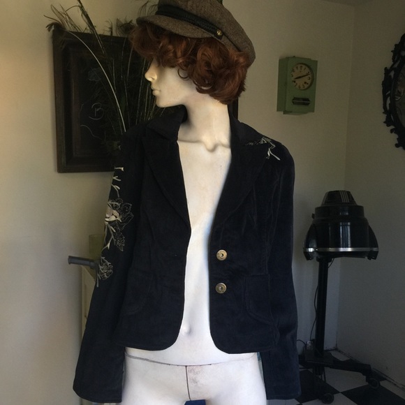 Nature Jacket - Picture 2 of 4