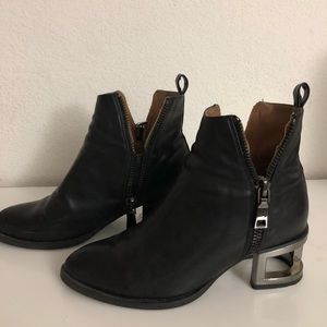 Ankle booties