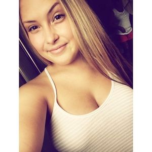 Meet your Posher, Alison