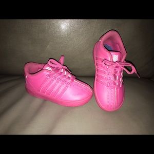 Pink k-Swiss