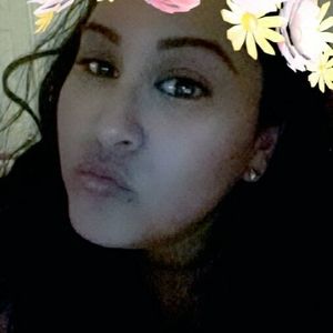 Meet your Posher, Dulce