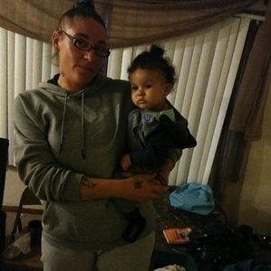 Meet your Posher, Becky