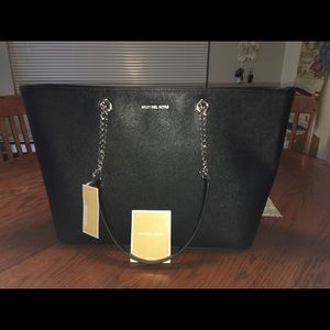 Michael Kors Tote