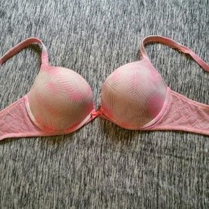 Push up Victoria secret bra