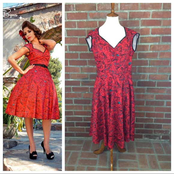 Fan Vintage Dresses