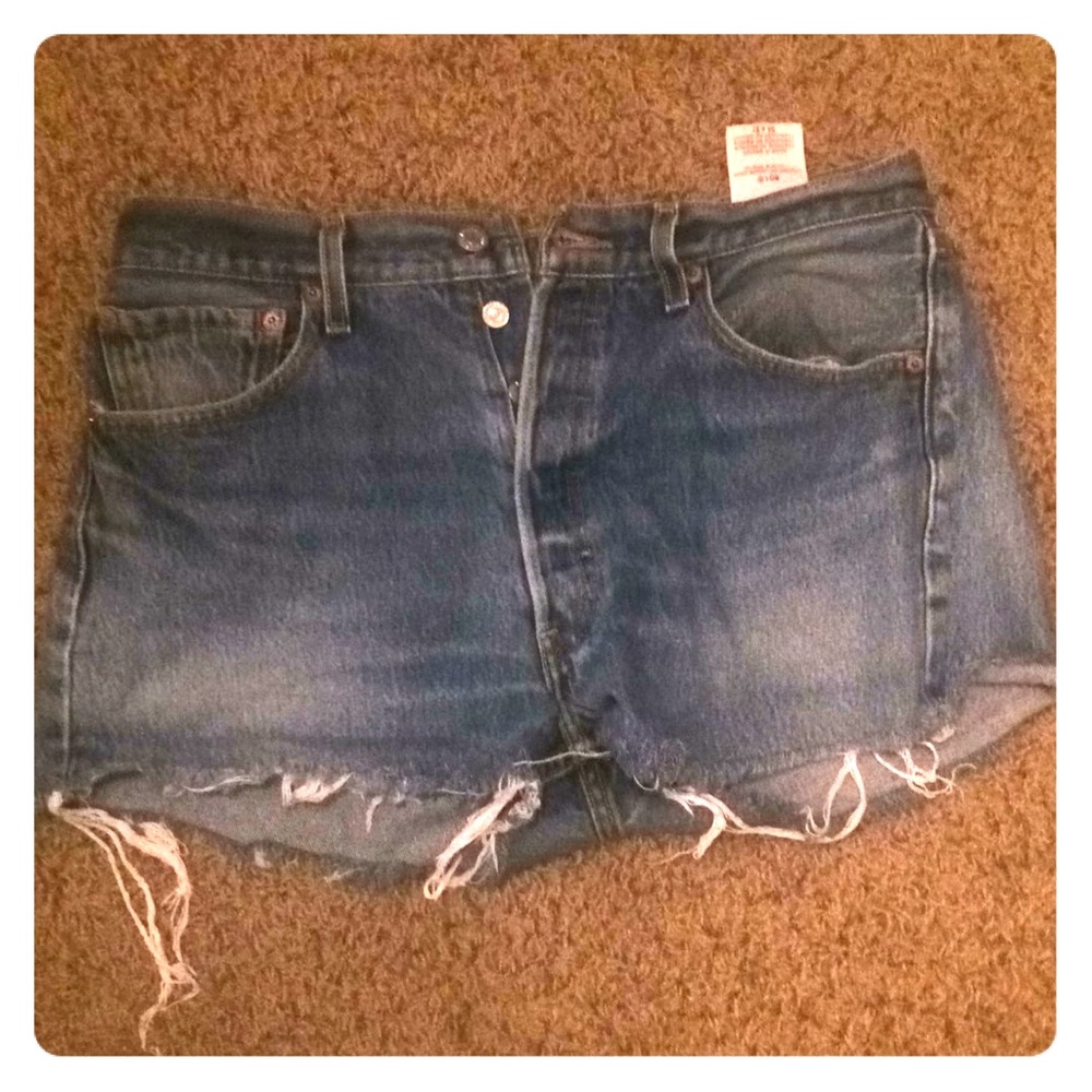Vintage 501 high waist Levi shorts