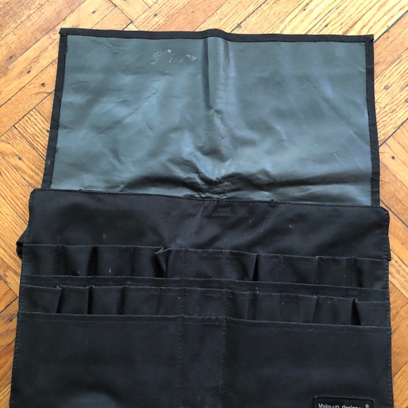 Makeup Brush Book, Bag, Belt - Picture 7 of 8