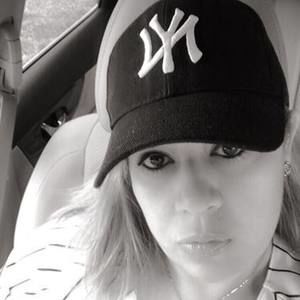 Meet your Posher, Ana