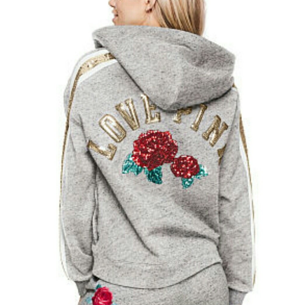 🆕 Flash sale! Victoria' Secret PINK bling sweater