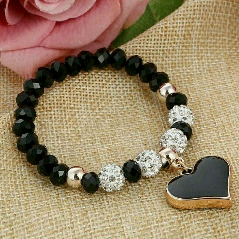 💎ACT NOW. Charm Bracelet with Heart