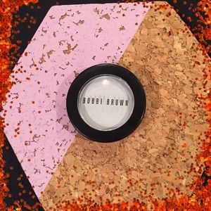 New Bobbi Brown Shimmer Wash Eyeshadow