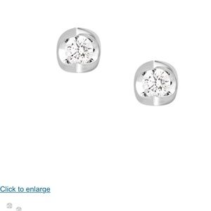White gold and diamond earrings