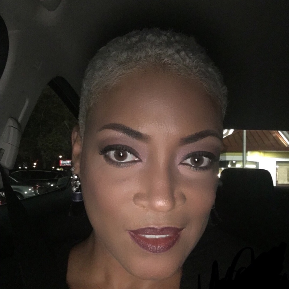 Meet your Posher, Kimberly