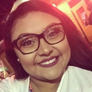 Meet your Posher, Christal