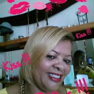 Meet your Posher, Constance