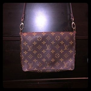 SOLD Louis Vuitton Musette Tango