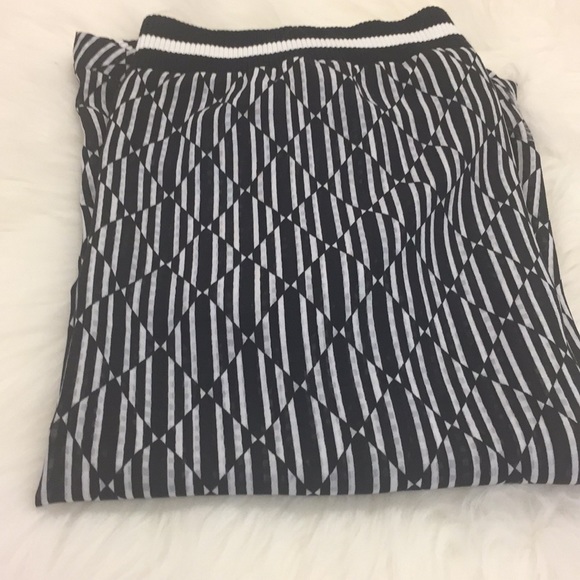 MICHAEL KORS TOP. - Picture 8 of 8