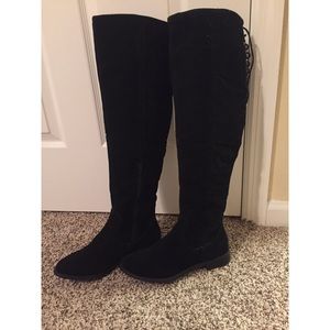 Size 7 black boots