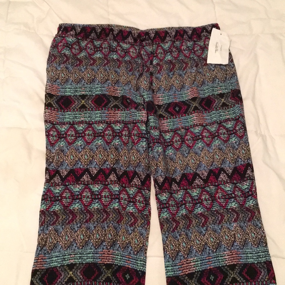 Patterned pants